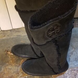 Tory Burch suede tall boots with Tory emblem size 8. No size tag